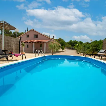 펜션 Nina By Interhome