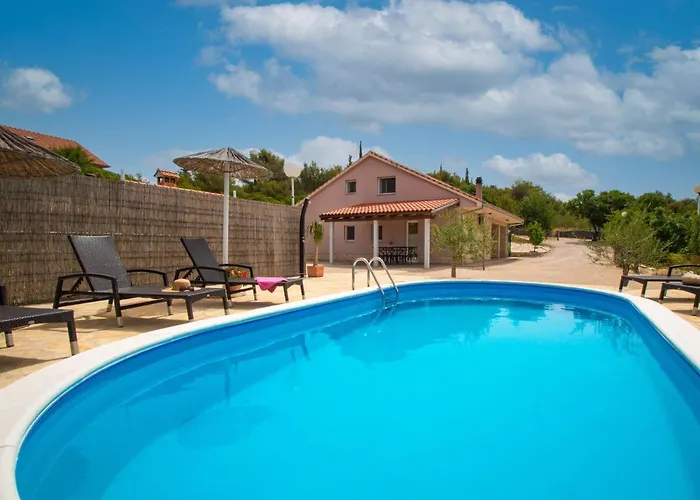 Nina By Interhome Vakantiehuis Šibenik